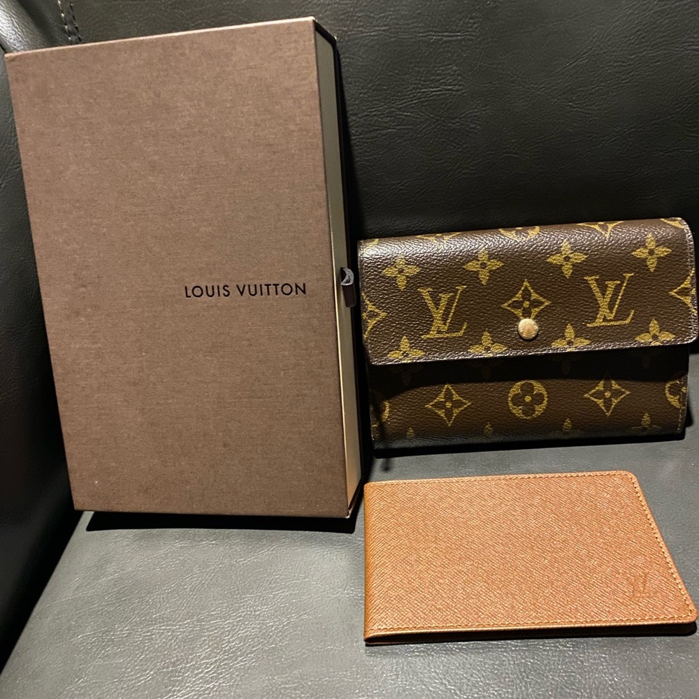 LV Monogram Conpact Tresor International Wallet
